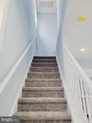 17 COLUMBIA, Vineland, NJ 08360