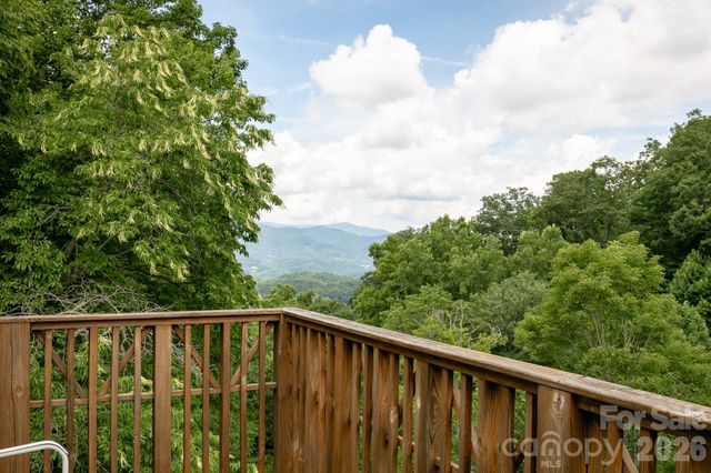 222 Creekside Way D301, Burnsville, NC 28714