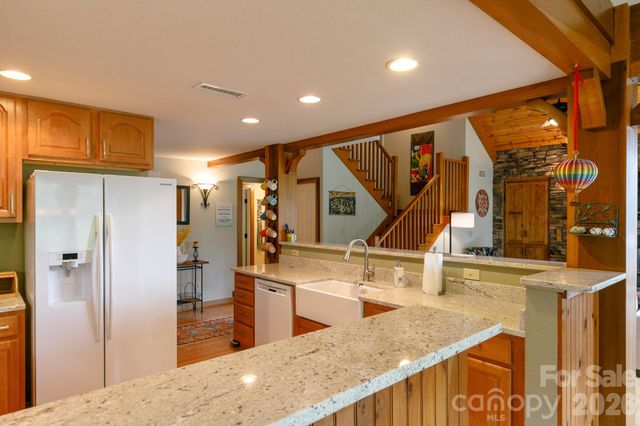 222 Creekside Way D301, Burnsville, NC 28714
