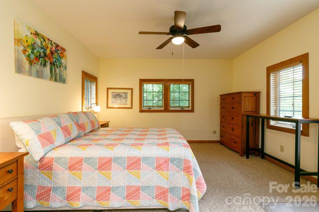 222 Creekside Way D301, Burnsville, NC 28714