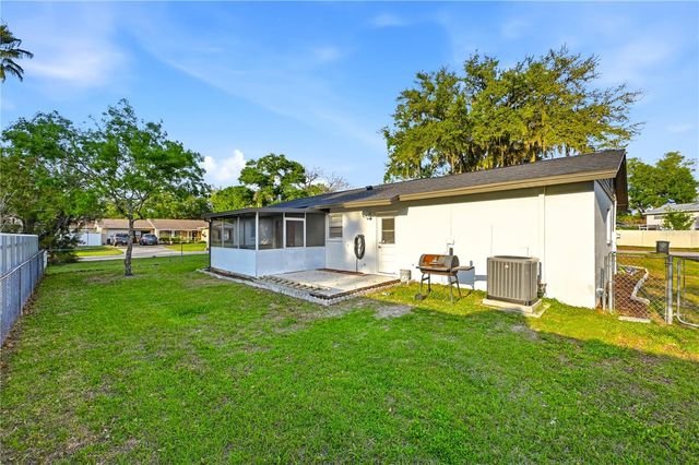 18320 DOLLY BROOK LANE, Lutz, FL 33549
