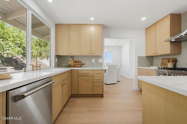 6652 Daryn Drive, West Hills, CA 91307