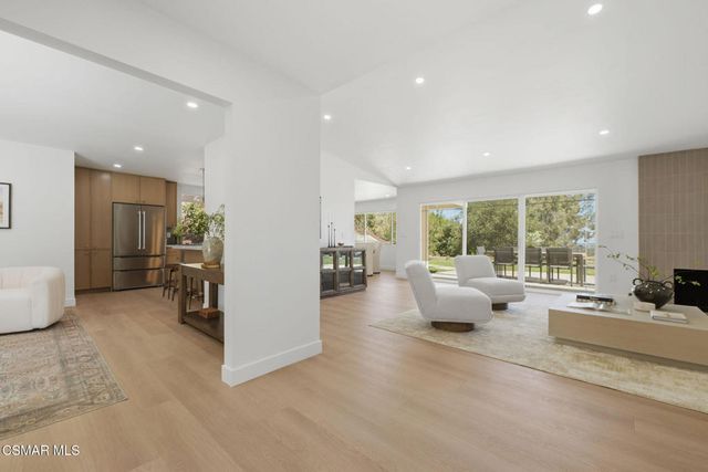 6652 Daryn Drive, West Hills, CA 91307