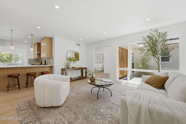 6652 Daryn Drive, West Hills, CA 91307