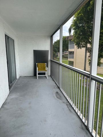700 VILLAGE GREEN Court 221, Palm Springs, FL 33461
