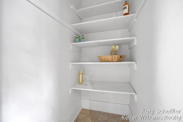 924 Elliott Street SE, Grand Rapids, MI 49507