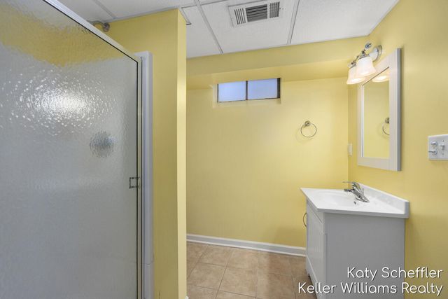 924 Elliott Street SE, Grand Rapids, MI 49507