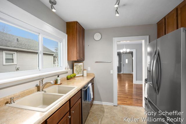 924 Elliott Street SE, Grand Rapids, MI 49507