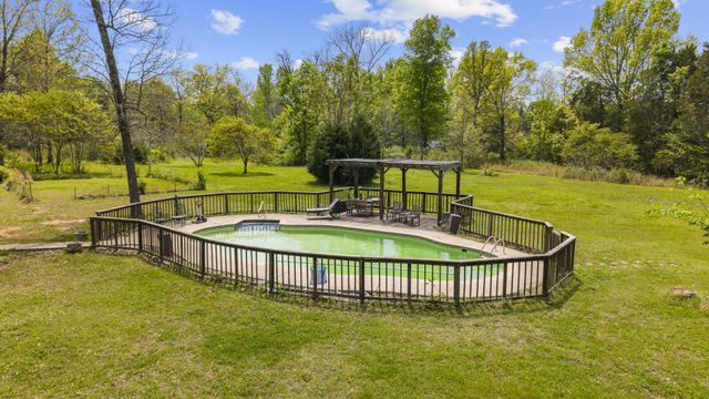 6378 E Richmond Shop Rd, Lebanon, TN 37090