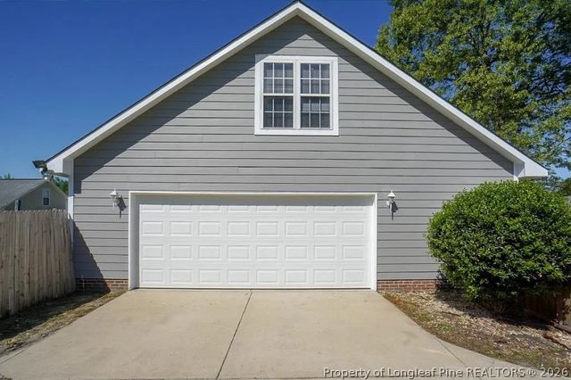 112 Forest Creek Drive, Raeford, NC 28376