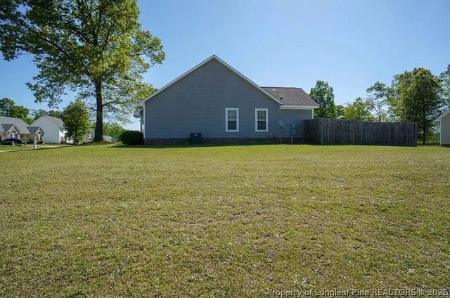 112 Forest Creek Drive, Raeford, NC 28376