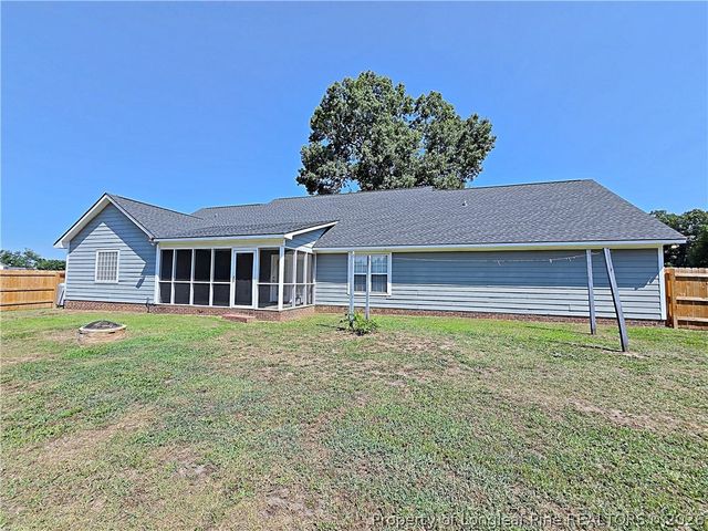 112 Forest Creek Drive, Raeford, NC 28376