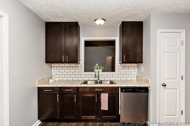 112 Forest Creek Drive, Raeford, NC 28376