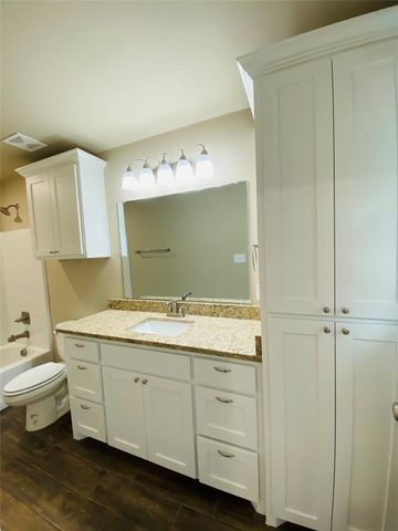307 N Colbert Avenue, Sherman, TX 75090