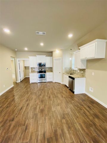 307 N Colbert Avenue, Sherman, TX 75090