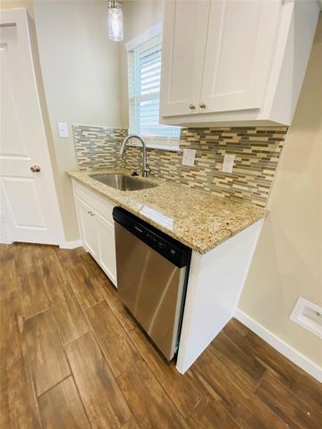 307 N Colbert Avenue, Sherman, TX 75090