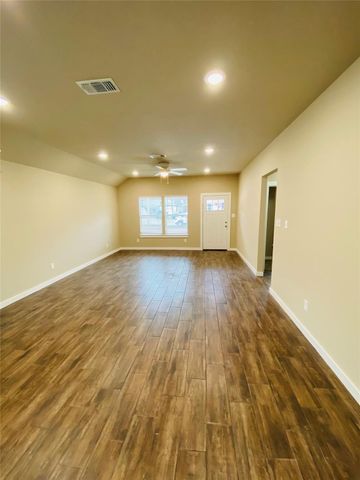 307 N Colbert Avenue, Sherman, TX 75090