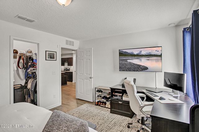 7802 COCOA Avenue, Jacksonville, FL 32211