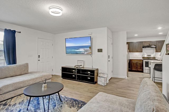 7802 COCOA Avenue, Jacksonville, FL 32211