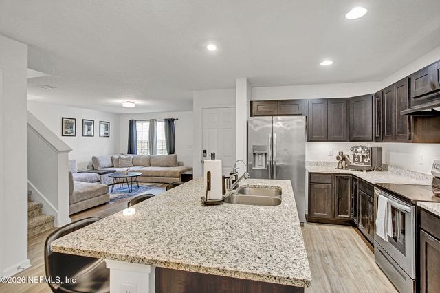 7802 COCOA Avenue, Jacksonville, FL 32211