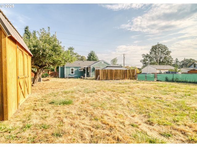 2535 Gable Rd, St Helens, OR 97051
