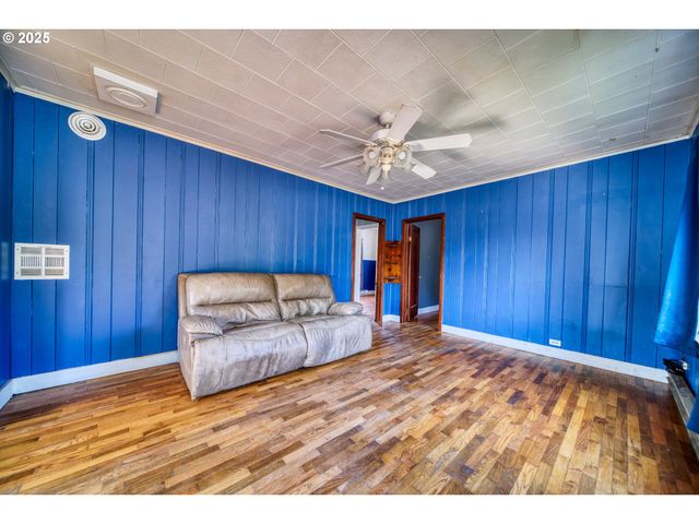 2535 Gable Rd, St Helens, OR 97051