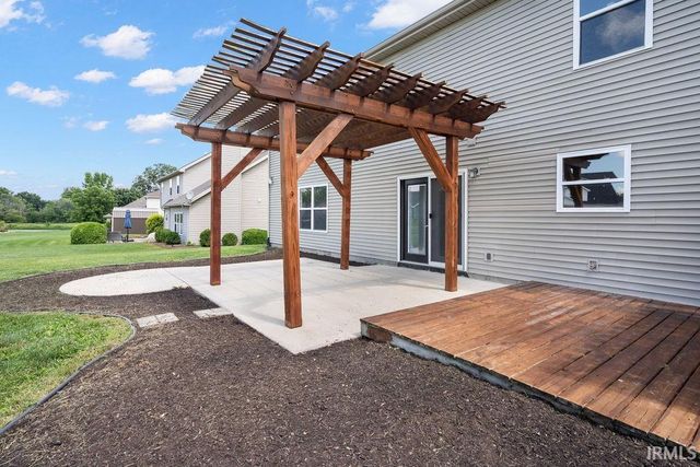 3015 CROOKED STICK Drive, Kokomo, IN 46902