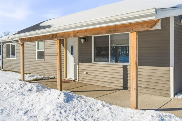 2531 Daisy Lane, Middleville, MI 49333