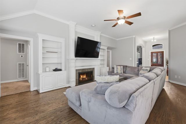 18811 Polo Meadow Drive, Humble, TX 77346