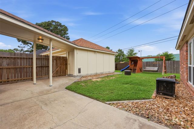 18811 Polo Meadow Drive, Humble, TX 77346