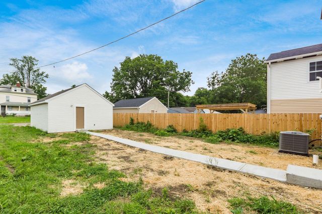 2814 E 9th Avenue, Columbus, OH 43219
