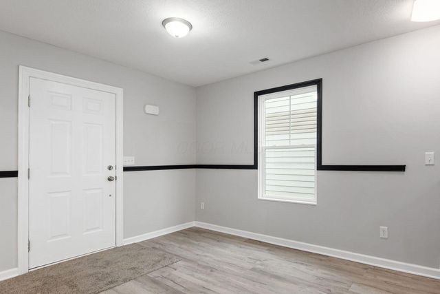 2814 E 9th Avenue, Columbus, OH 43219