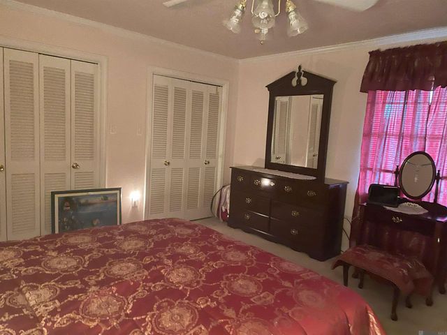 4924 Sanford St, Metairie, LA 70006