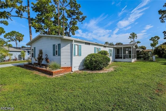 19682 Eagle Trace CT, North Fort Myers, FL 33903