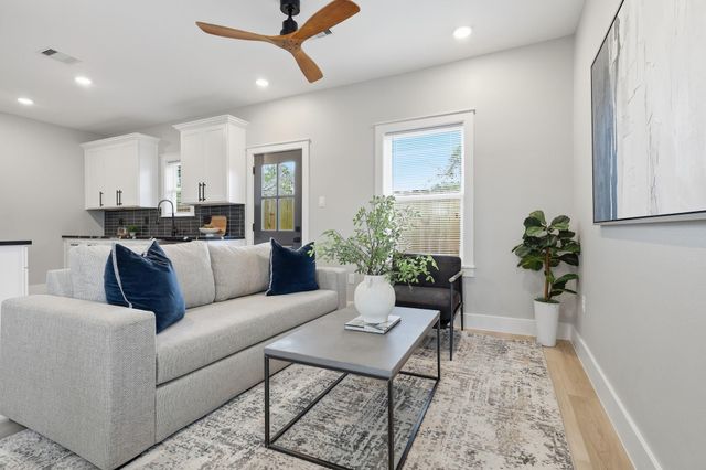 4723 Mallow Street, Houston, TX 77033