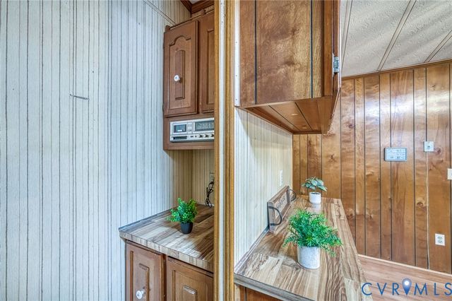 17106 S Swift Bluff Ct, South Chesterfield, VA 23834