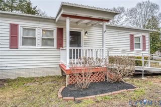 17106 S Swift Bluff Ct, South Chesterfield, VA 23834