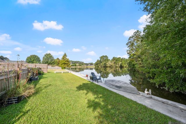 12819 Bonnie Bleu Dr, Denham Springs, LA 70726