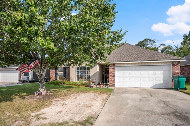 12819 Bonnie Bleu Dr, Denham Springs, LA 70726