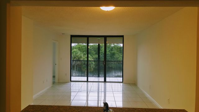 2900 NW 42nd Avenue NW A407, Coconut Creek, FL 33066