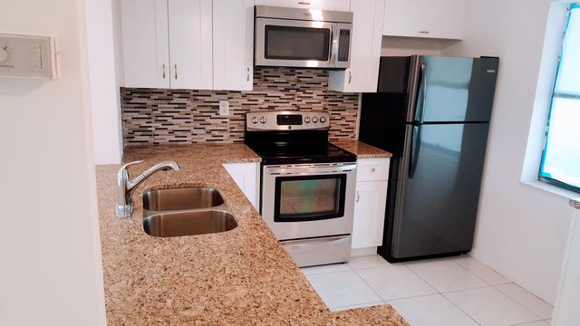 2900 NW 42nd Avenue NW A407, Coconut Creek, FL 33066