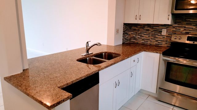 2900 NW 42nd Avenue NW A407, Coconut Creek, FL 33066