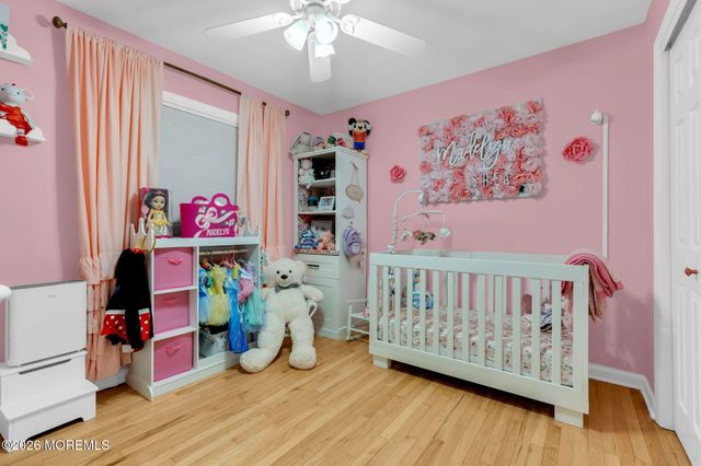 34 Southview Terrace, Middletown, NJ 07748