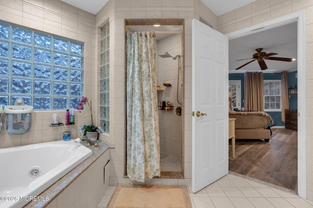 34 Southview Terrace, Middletown, NJ 07748