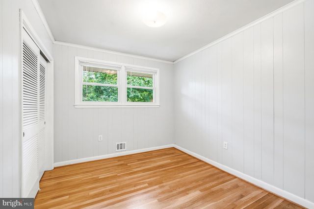 9017 SAINT ANDREWS PL, College Park, MD 20740