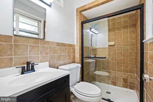 9017 SAINT ANDREWS PL, College Park, MD 20740