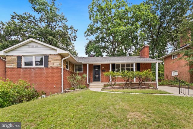 9017 SAINT ANDREWS PL, College Park, MD 20740