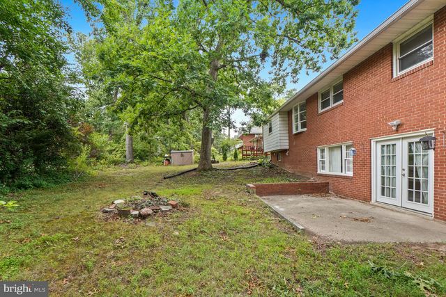 9017 SAINT ANDREWS PL, College Park, MD 20740