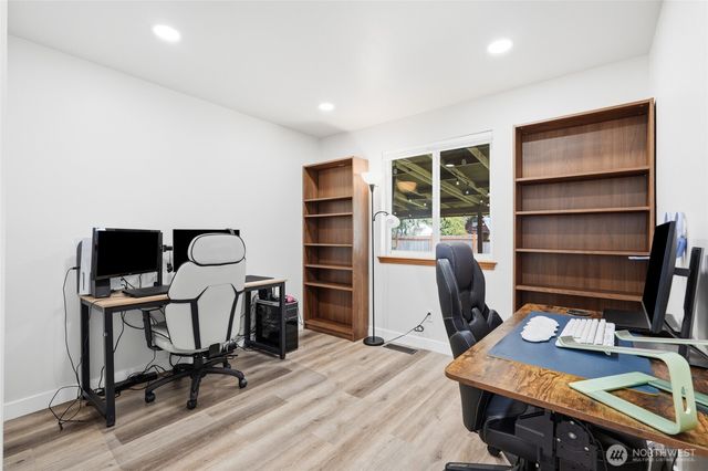 17019 120th Place NE, Arlington, WA 98223