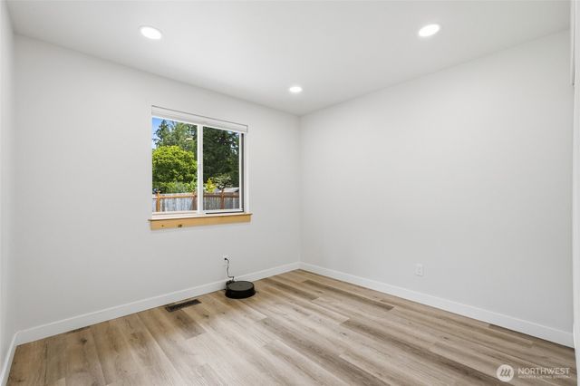 17019 120th Place NE, Arlington, WA 98223